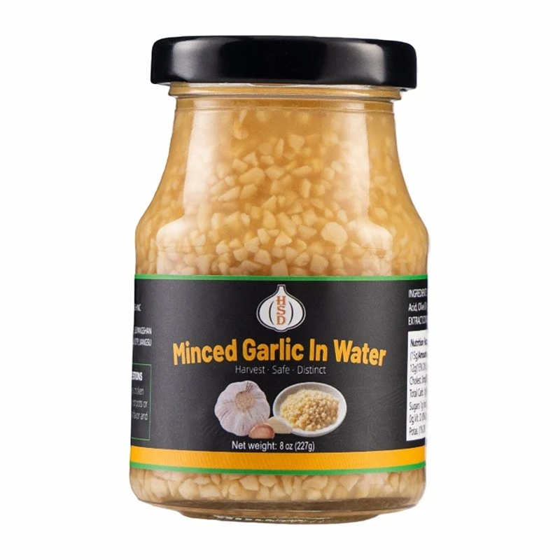 Aglio in acqua